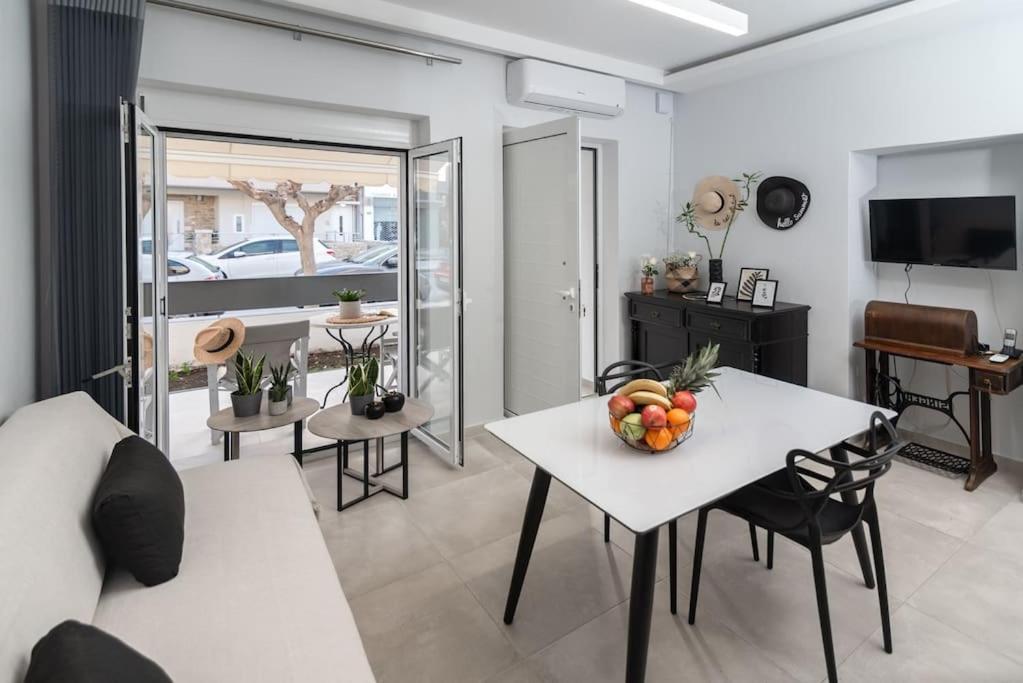 Helios Apartment เอียราเปตรา ภายนอก รูปภาพ